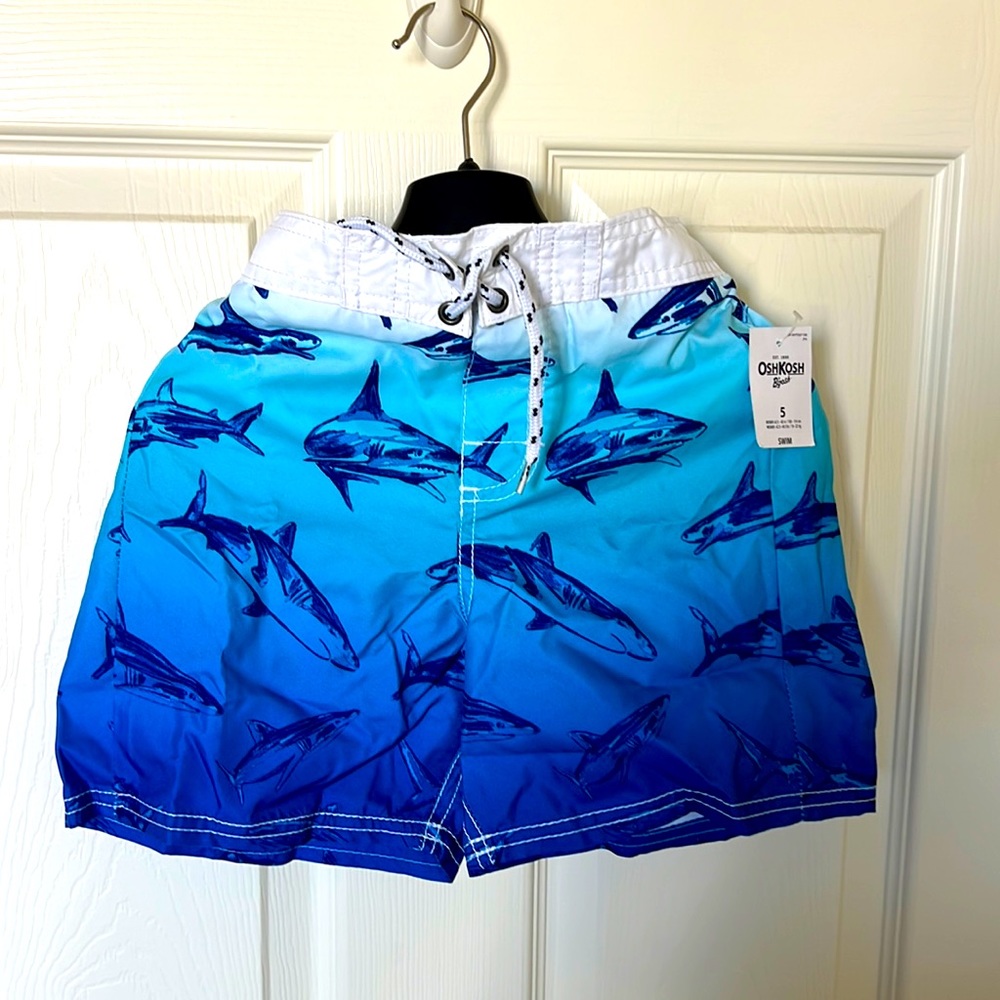 OshKosh brand new Boys' shark swim trunk with UPF 50 size 5